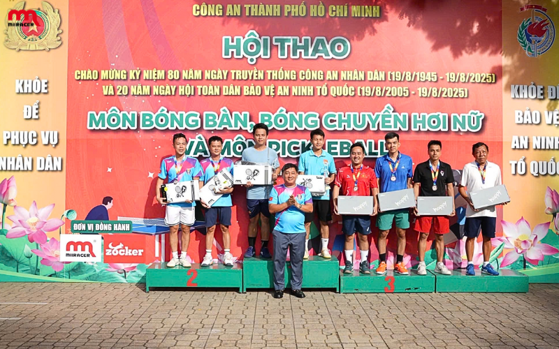 Miiracer-dong-hanh-cung-hoi-thao-cong-an-thanh-pho